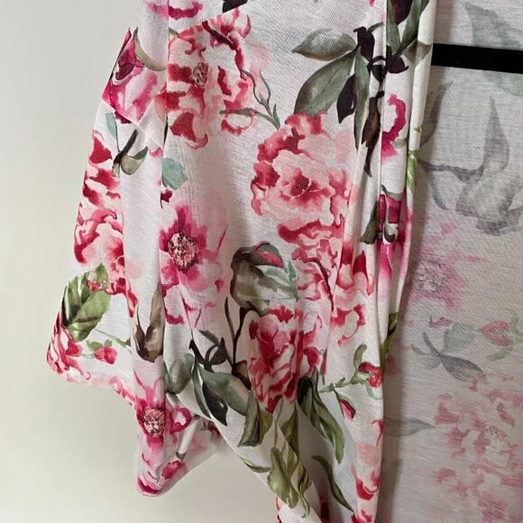 SHOW Me Your MuMu Pink and White Floral Kimono Robe - Picture 6 of 6